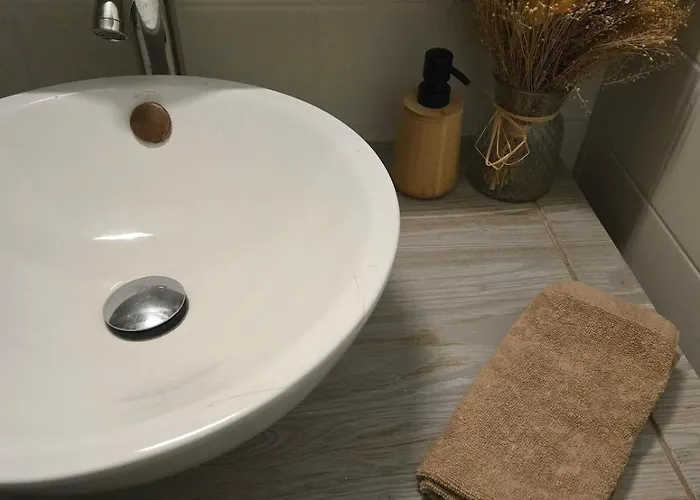 Charming In Bordeaux, 2 Steps From The Train Station * Bordeaux