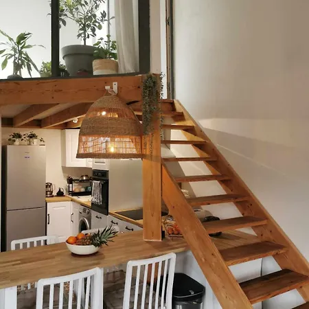 Charming In Bordeaux, 2 Steps From The Train Station